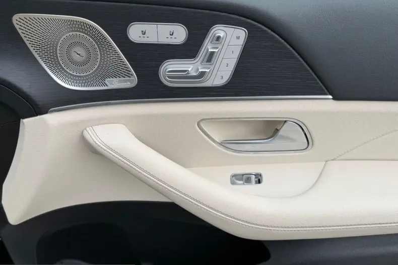 Mercedes-Benz GLS 450 (Clasa GLS) din 2023 cu 22.300 km - oferta MER206835 - foto 30