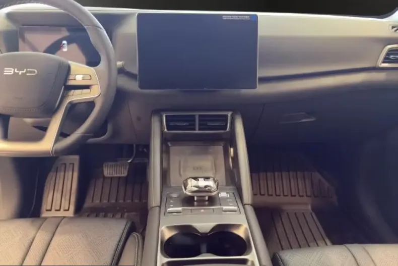 BYD ATTO 2 din 2025 cu 1.990 km - oferta BYD206844 - foto 11