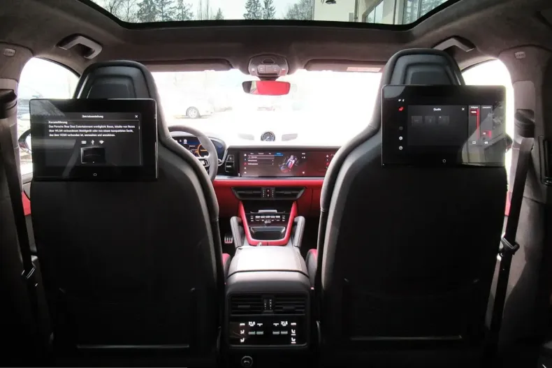 Porsche Cayenne din 2025 cu 8.000 km - oferta POR206847 - foto 2