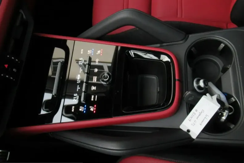 Porsche Cayenne din 2025 cu 8.000 km - oferta POR206847 - foto 5