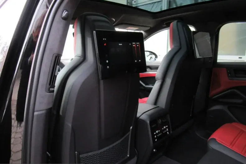 Porsche Cayenne din 2025 cu 8.000 km - oferta POR206847 - foto 8