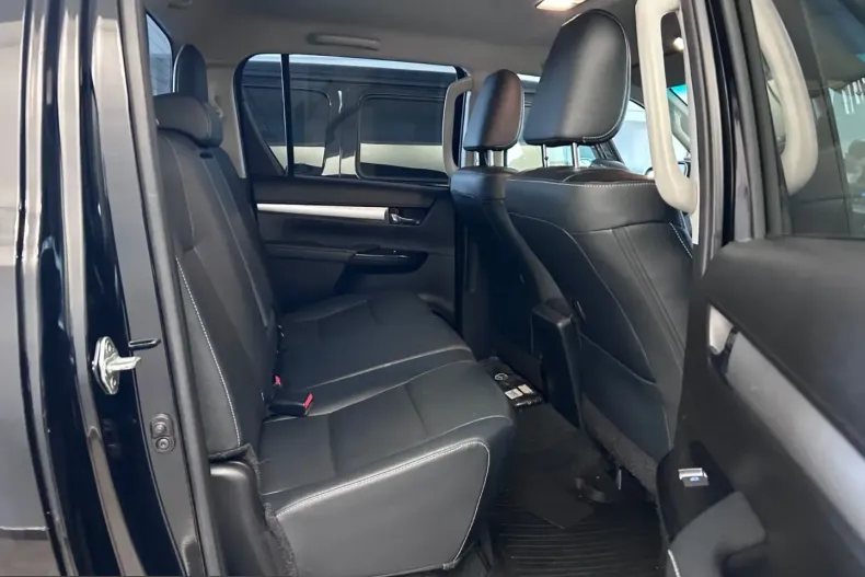 Toyota Hilux din 2023 cu 71.291 km - oferta TOY206850 - foto 8