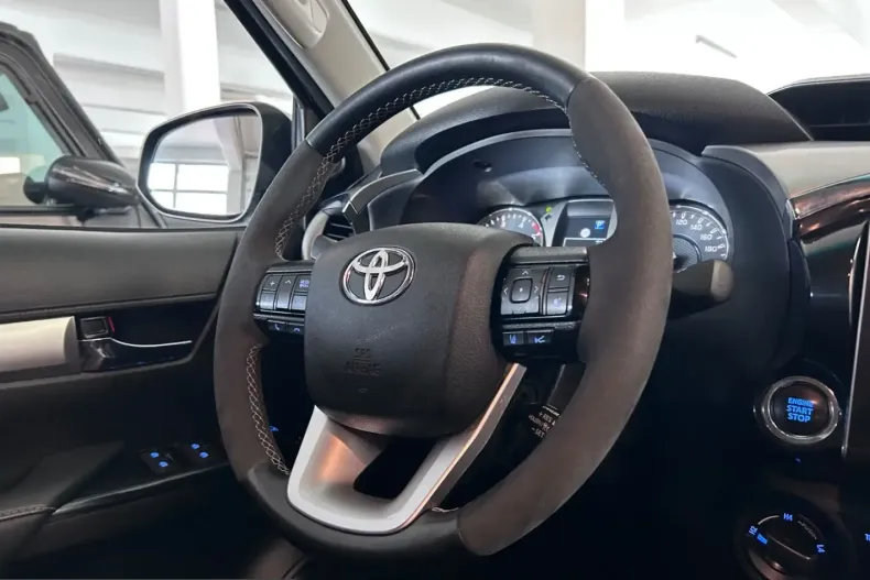 Toyota Hilux din 2023 cu 71.291 km - oferta TOY206850 - foto 14