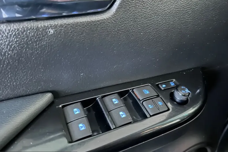 Toyota Hilux din 2023 cu 71.291 km - oferta TOY206850 - foto 16