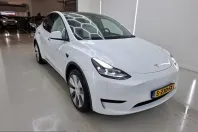 Tesla Model Y din 2022 cu 69.196 km - oferta TES206853 - foto 1