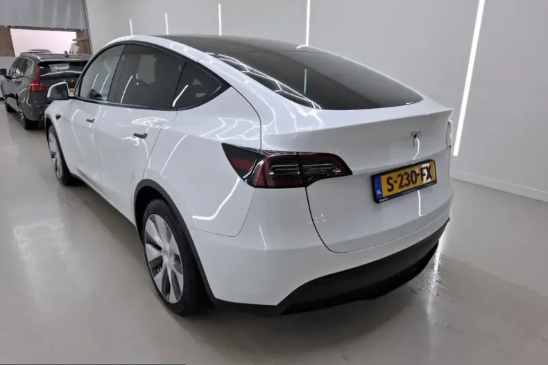 Tesla Model Y din 2022 cu 69.196 km - oferta TES206853 - foto 4
