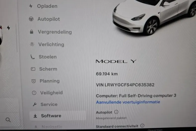 Tesla Model Y din 2022 cu 69.196 km - oferta TES206853 - foto 8