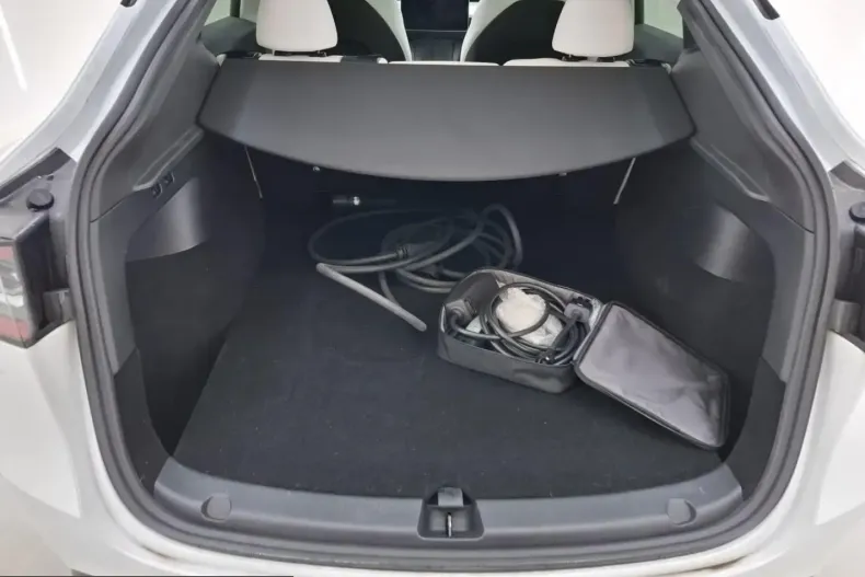 Tesla Model Y din 2022 cu 69.196 km - oferta TES206853 - foto 9