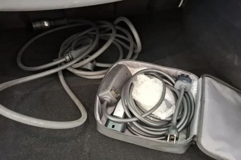 Tesla Model Y din 2022 cu 69.196 km - oferta TES206853 - foto 10