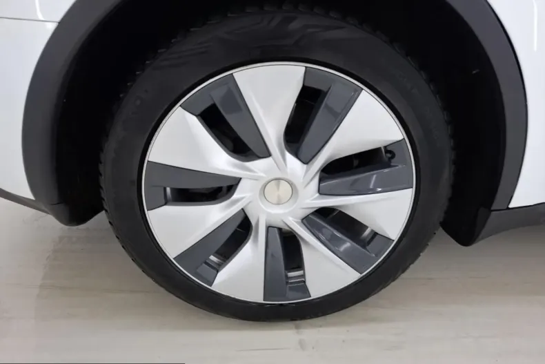Tesla Model Y din 2022 cu 69.196 km - oferta TES206853 - foto 17