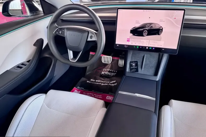 Tesla Model 3 din 2024 cu 36.800 km - oferta TES206857 - foto 9