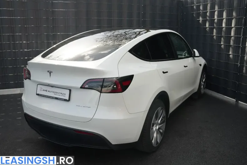 Tesla Model Y din 2024 cu 73.069 km - oferta TES206858 - foto 4