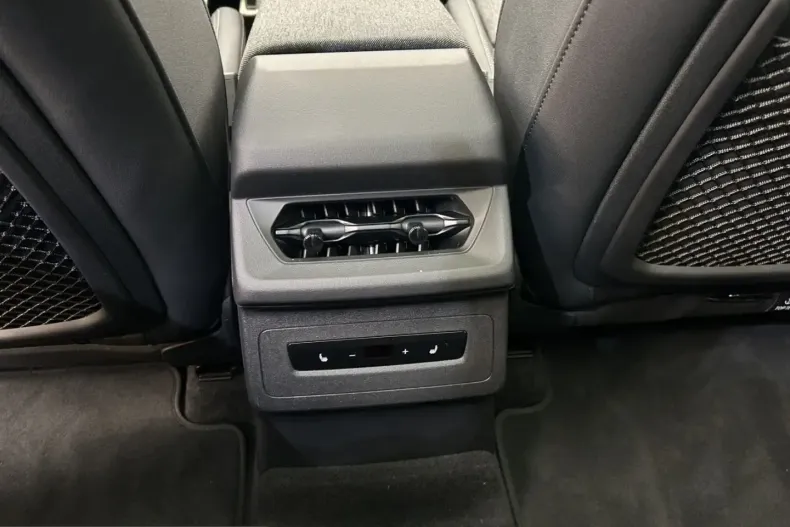 Audi Q6 e-tron din 2025 cu 13.000 km - oferta AUD206860 - foto 16