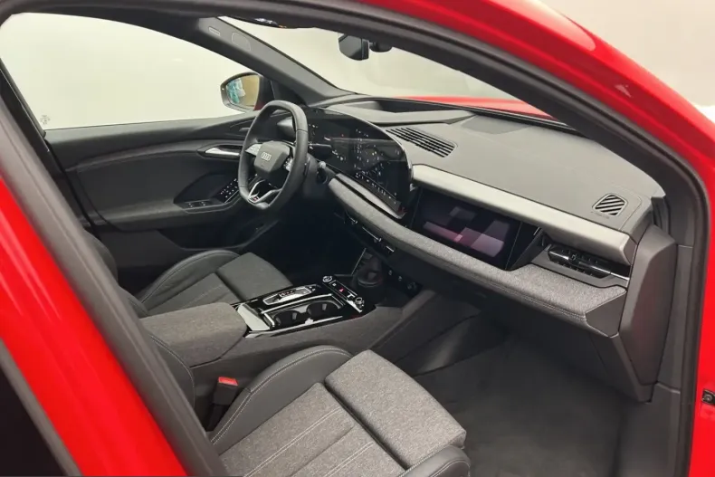 Audi Q6 e-tron din 2025 cu 13.000 km - oferta AUD206860 - foto 22