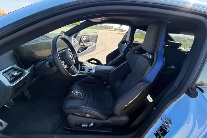 BMW M2 (Seria 2) din 2023 cu 3.776 km - oferta BMW206866 - foto 13