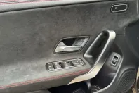 Mercedes-Benz CLA 200 (Clasa CLA) din 2024 cu 14.244 km - oferta MER206869 - foto 10