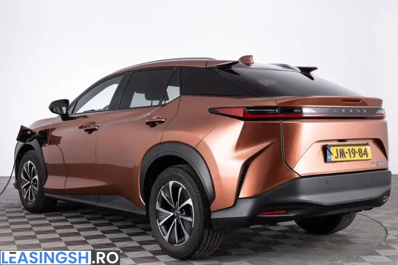 Lexus RZ din 2024 cu 9.214 km - oferta LEX206873 - foto 4