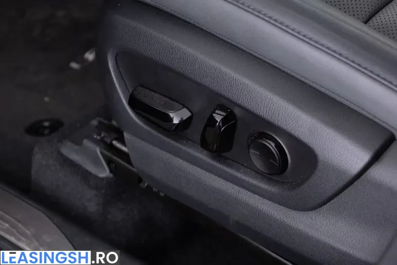 Lexus RZ din 2024 cu 9.214 km - oferta LEX206873 - foto 36