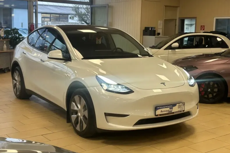 Tesla Model Y din 2022 cu 72.450 km - oferta TES206875 - foto 3