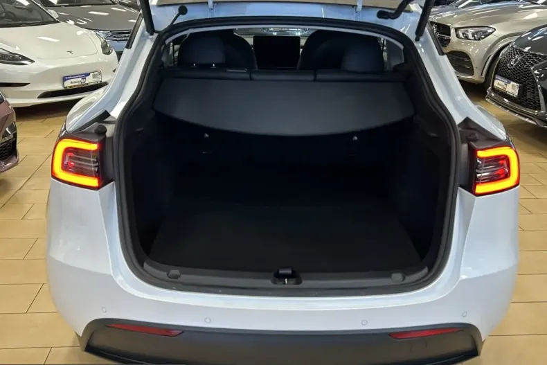 Tesla Model Y din 2022 cu 72.450 km - oferta TES206875 - foto 7