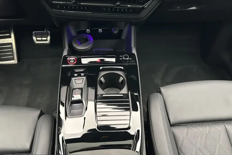 Audi A6 e-tron din 2025 cu 8.200 km - oferta AUD206878 - foto 19