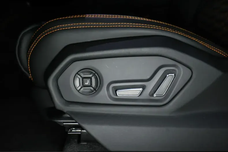 Lamborghini Urus din 2024 cu 6.480 km - oferta LAM206879 - foto 25