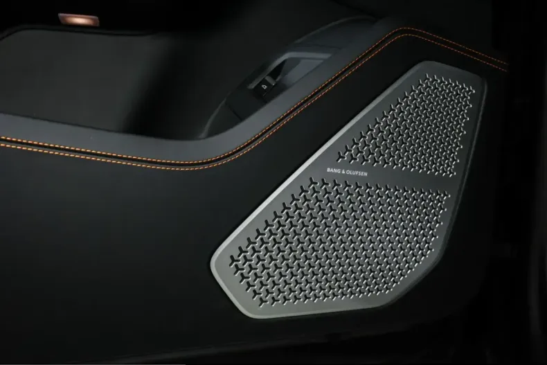 Lamborghini Urus din 2024 cu 6.480 km - oferta LAM206879 - foto 27