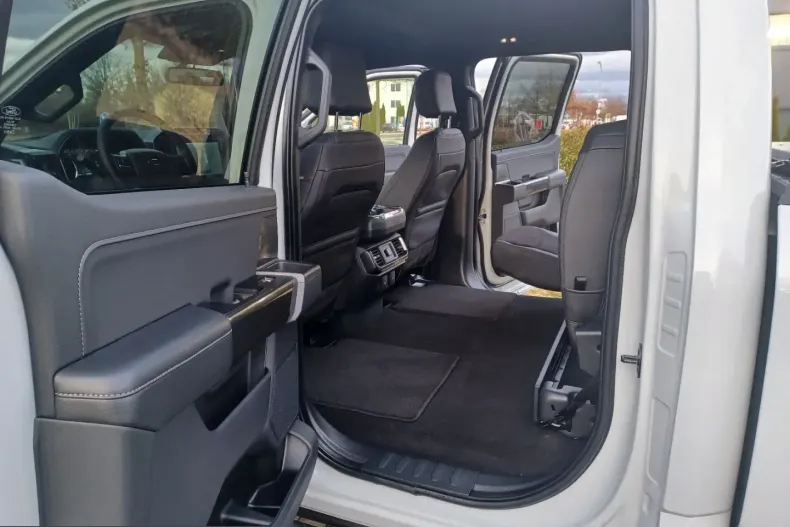 Ford F 150 din 2024 cu 22.661 km - oferta FOR206882 - foto 14