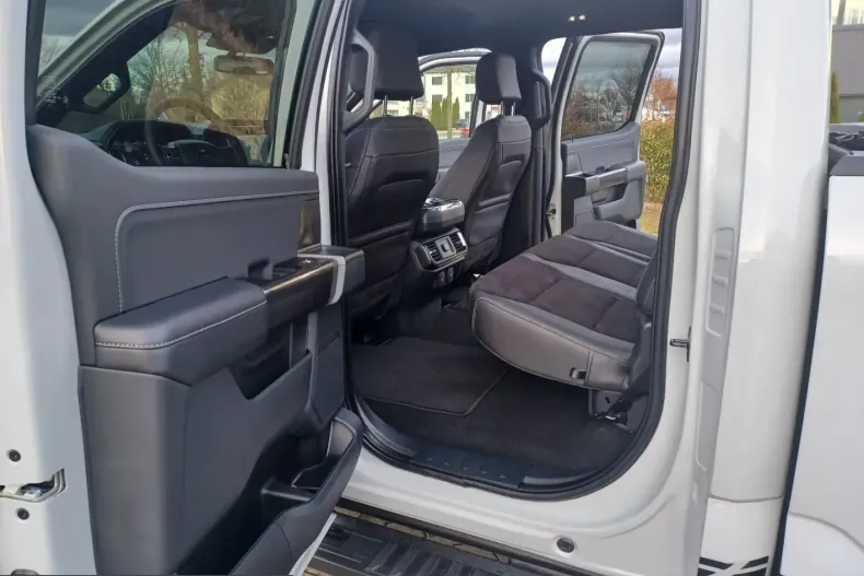 Ford F 150 din 2024 cu 22.661 km - oferta FOR206882 - foto 15