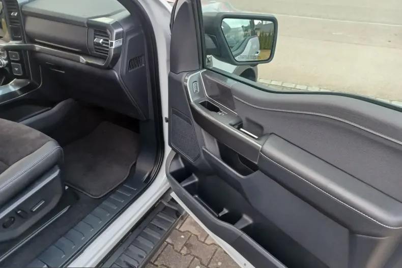 Ford F 150 din 2024 cu 22.661 km - oferta FOR206882 - foto 34