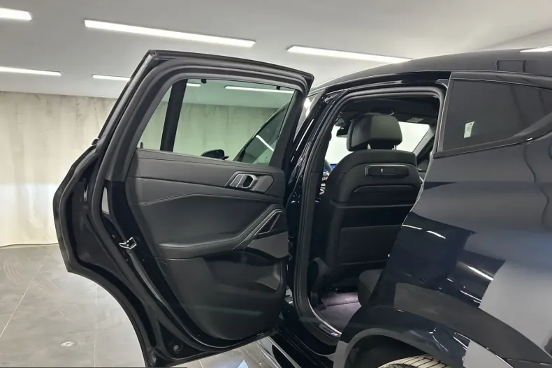 BMW X6 (Seria X) din 2025 cu 22.603 km - oferta BMW206883 - foto 13