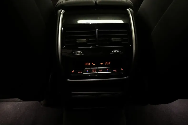 BMW X6 (Seria X) din 2025 cu 22.603 km - oferta BMW206883 - foto 19