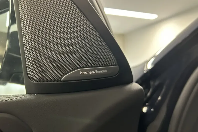 BMW X6 (Seria X) din 2025 cu 22.603 km - oferta BMW206883 - foto 35