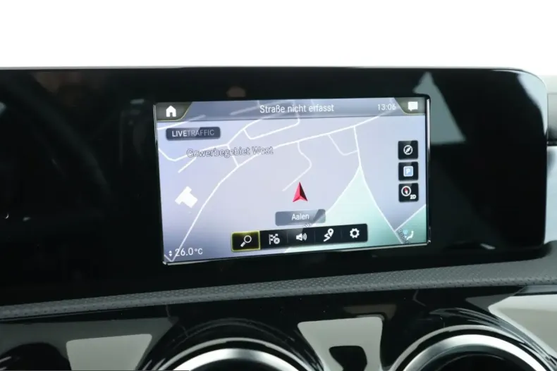 Mercedes-Benz CLA 250 (Clasa CLA) din 2023 cu 86.066 km - oferta MER206885 - foto 13