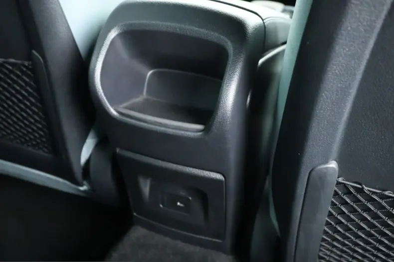 Mercedes-Benz CLA 250 (Clasa CLA) din 2023 cu 86.066 km - oferta MER206885 - foto 23