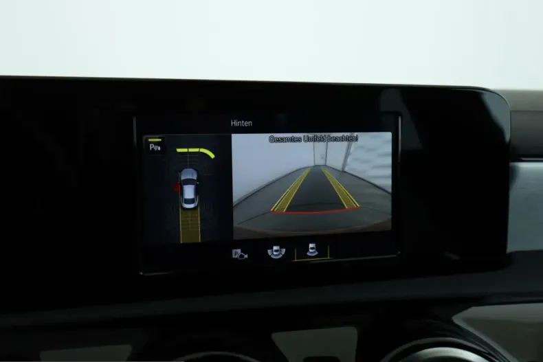 Mercedes-Benz CLA 250 (Clasa CLA) din 2023 cu 86.066 km - oferta MER206885 - foto 25