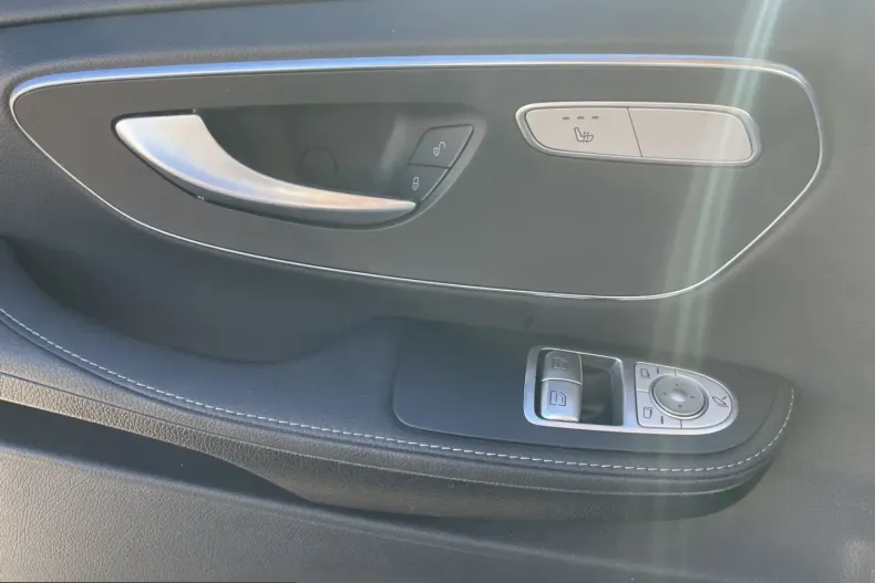 Mercedes-Benz EQV din 2024 cu 12.298 km - oferta MER206887 - foto 10