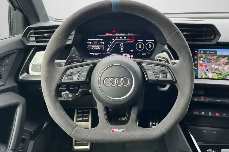 Audi RS3 din 2023 cu 1.692 km - oferta AUD206889 - foto 10
