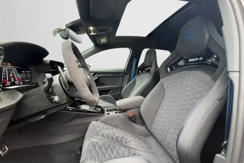 Audi RS3 din 2023 cu 1.692 km - oferta AUD206889 - foto 11