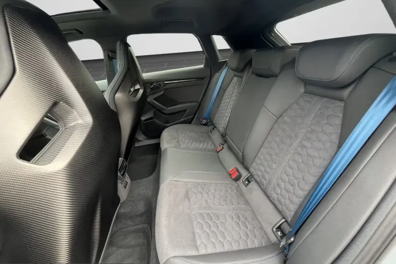 Audi RS3 din 2023 cu 1.692 km - oferta AUD206889 - foto 14