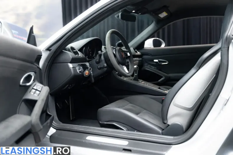 Porsche Cayman din 2024 cu 9.500 km - oferta POR206894 - foto 8