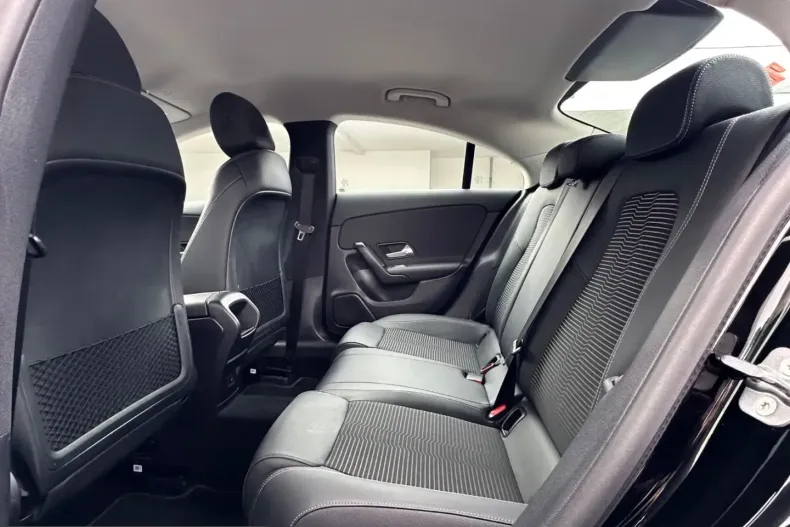 Mercedes-Benz CLA 250 (Clasa CLA) din 2022 cu 38.689 km - oferta MER206895 - foto 16