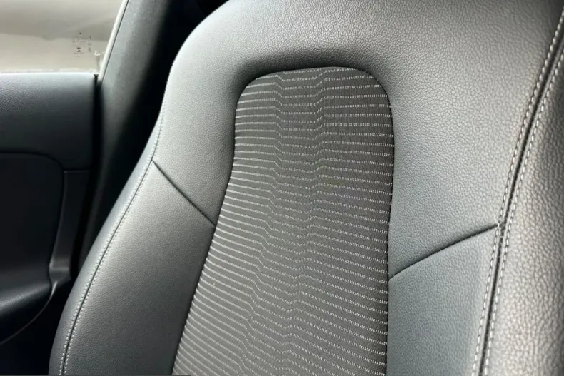 Mercedes-Benz CLA 250 (Clasa CLA) din 2022 cu 38.689 km - oferta MER206895 - foto 17