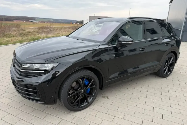 Volkswagen Touareg din 2025 cu 1.100 km - oferta VOL206905 - foto 13