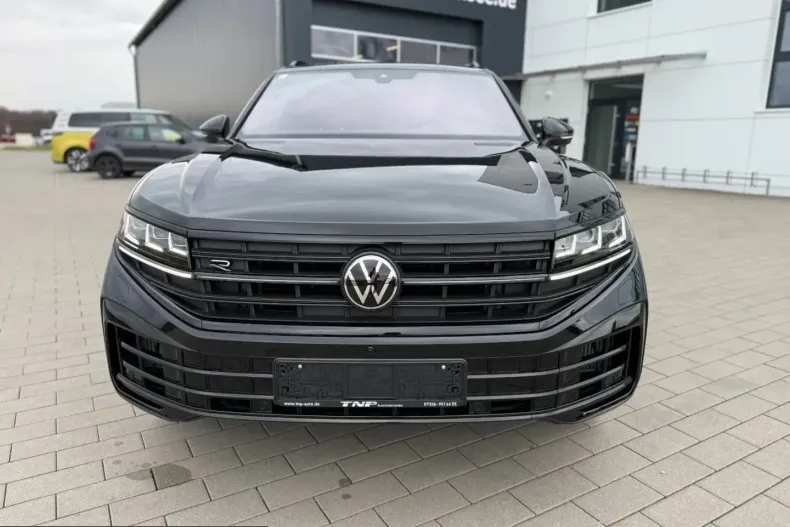 Volkswagen Touareg din 2025 cu 1.100 km - oferta VOL206905 - foto 16