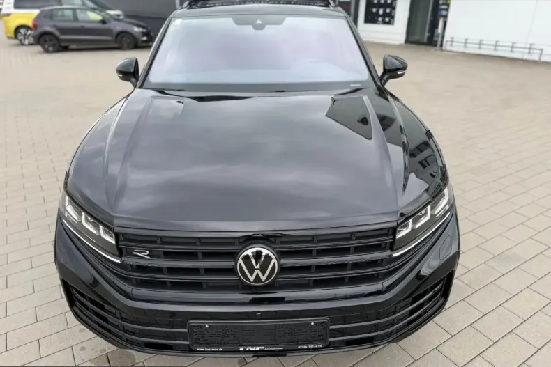 Volkswagen Touareg din 2025 cu 1.100 km - oferta VOL206905 - foto 17
