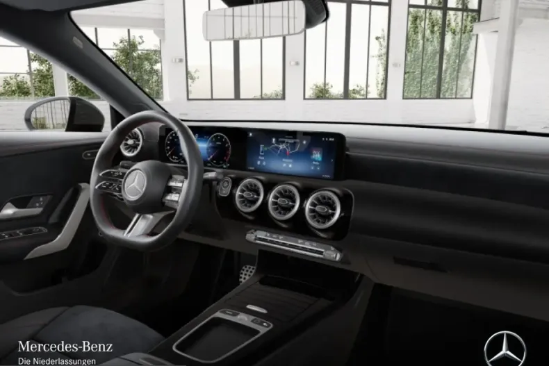 Mercedes-Benz CLA 180 (Clasa CLA) din 2025 cu 24.143 km - oferta MER206912 - foto 8