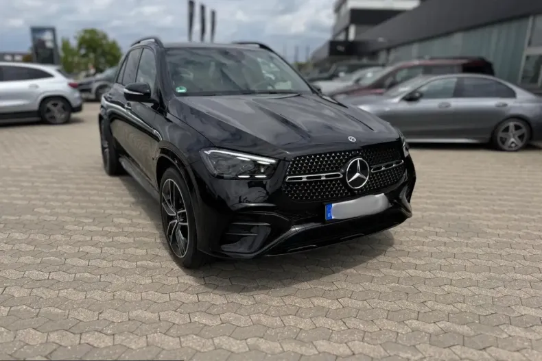 Mercedes-Benz GLE 400 (Clasa GLE) din 2025 cu 17.800 km - oferta MER206915 - foto 1