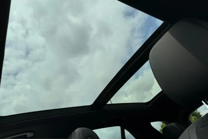 Mercedes-Benz GLE 400 (Clasa GLE) din 2025 cu 17.800 km - oferta MER206915 - foto 7