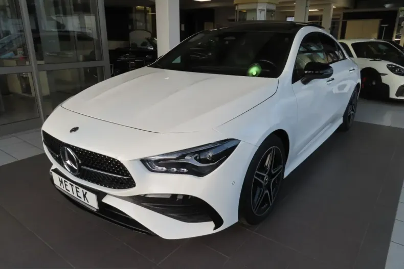 Mercedes-Benz CLA 200 (Clasa CLA) din 2024 cu 61.000 km - oferta MER206916 - foto 1